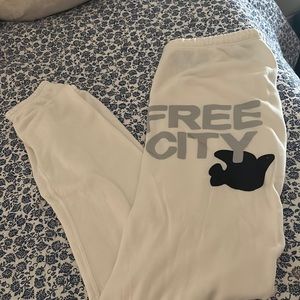 White free city sweatpants